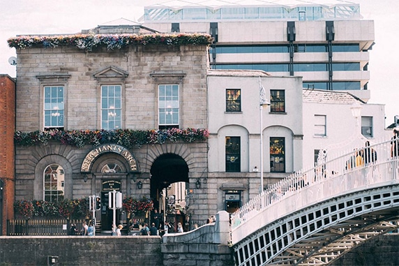 The Irish Dance Party | Dublin's The Merchant's Arch is a must-see attraction